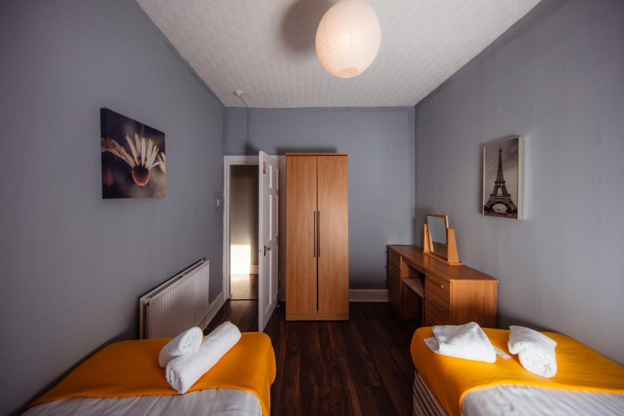 Super Central 4Bedroom Apartment At The Meadows Edinburgh Eksteriør bilde
