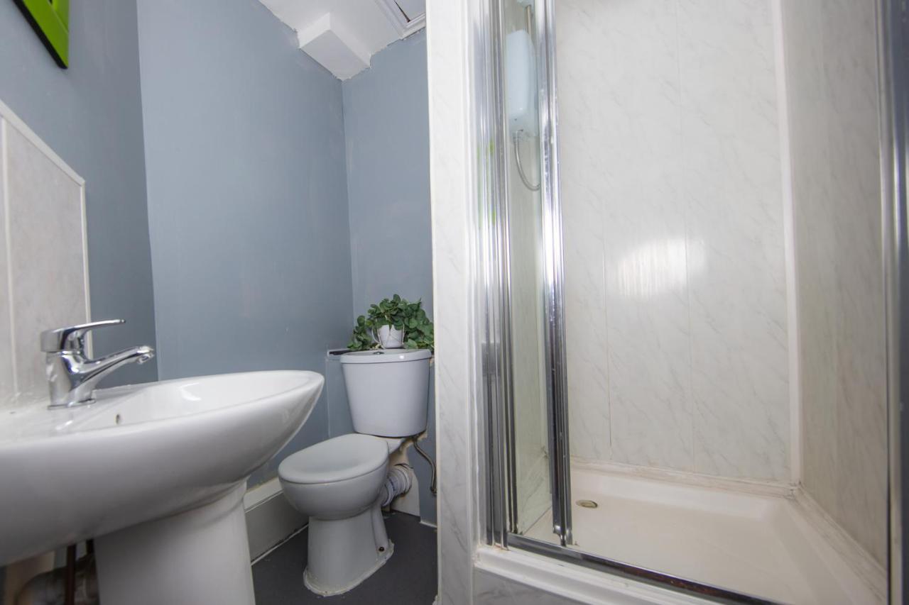 Super Central 4Bedroom Apartment At The Meadows Edinburgh Eksteriør bilde
