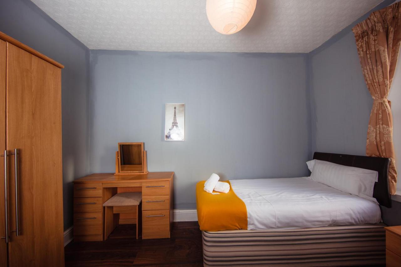 Super Central 4Bedroom Apartment At The Meadows Edinburgh Eksteriør bilde